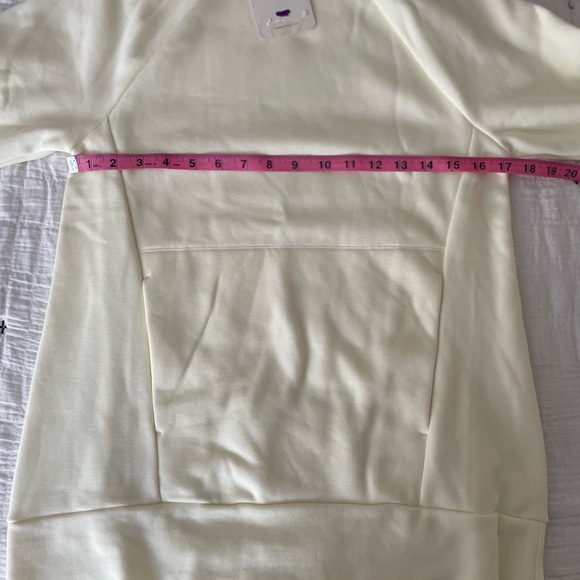 FABLETICS Zaylee Funnel Neck Pullover Tunic Sweatshirt in Warm White Size M NWT - Picture 9 of 10